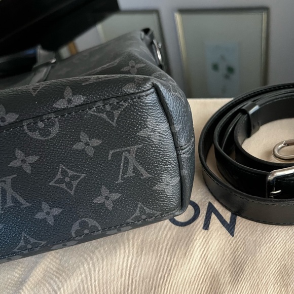 Louis Vuitton Eclipse Explorer Briefcase - Picture 9 of 13